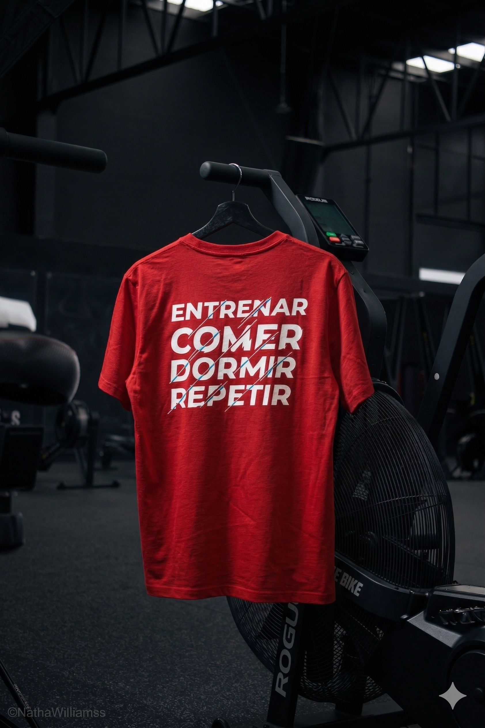 Dux Tee — Entrenar Comer Dormir Repetir